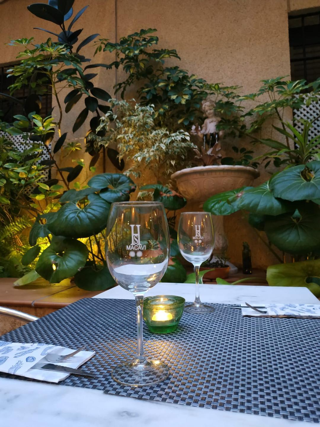 Macavi Hotel