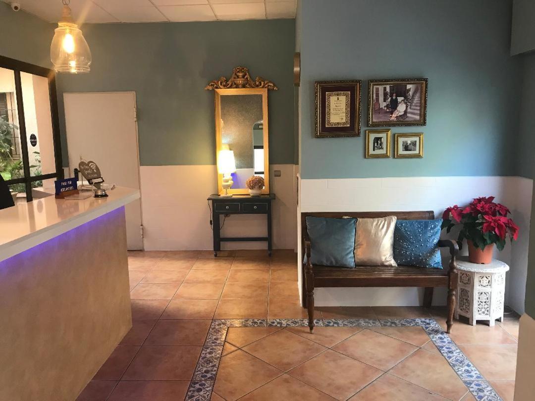 Macavi Hotel